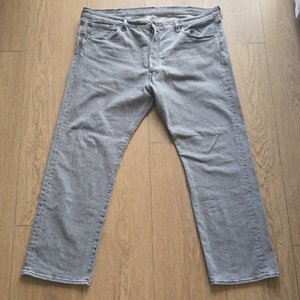 Levi's Gray Straight Jeans 501 Classic Style